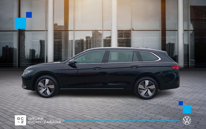 Volkswagen Passat cena 198200 przebieg: 10, rok produkcji 2024 z Wadowice małe 667